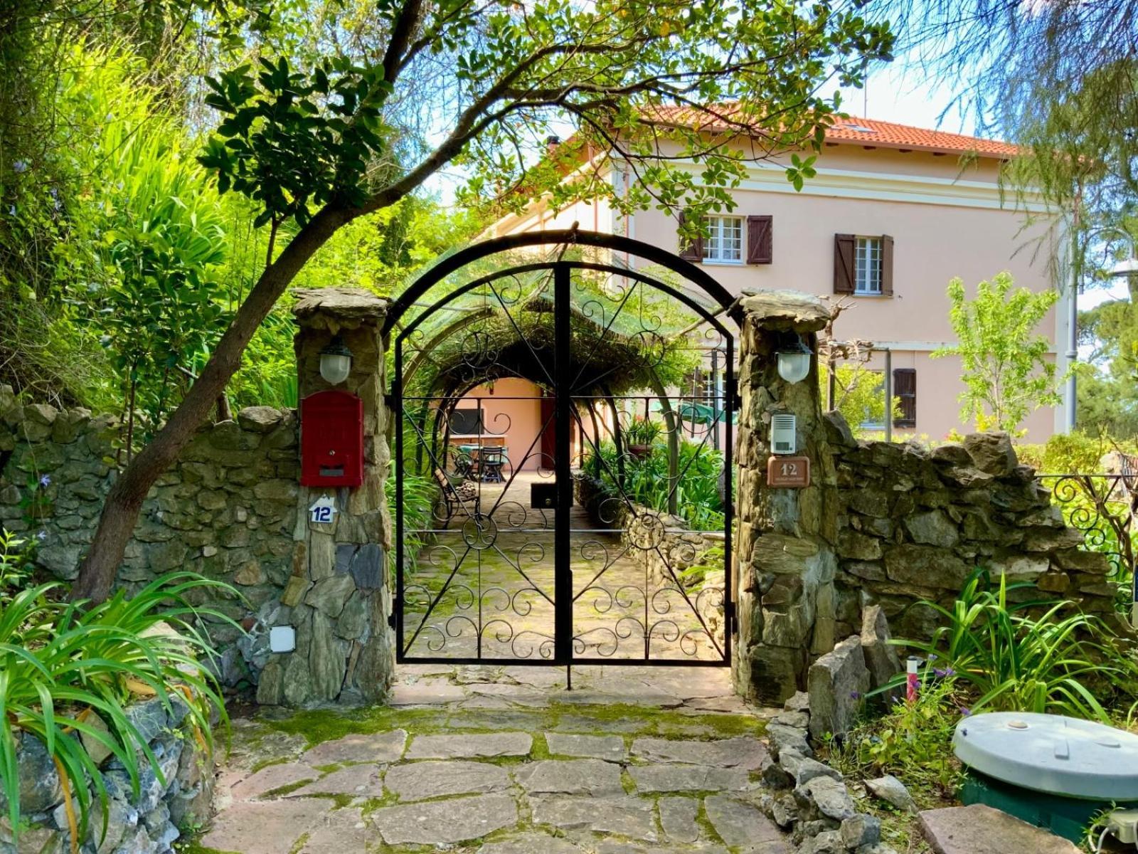 Aragonite Azzurra Casa
